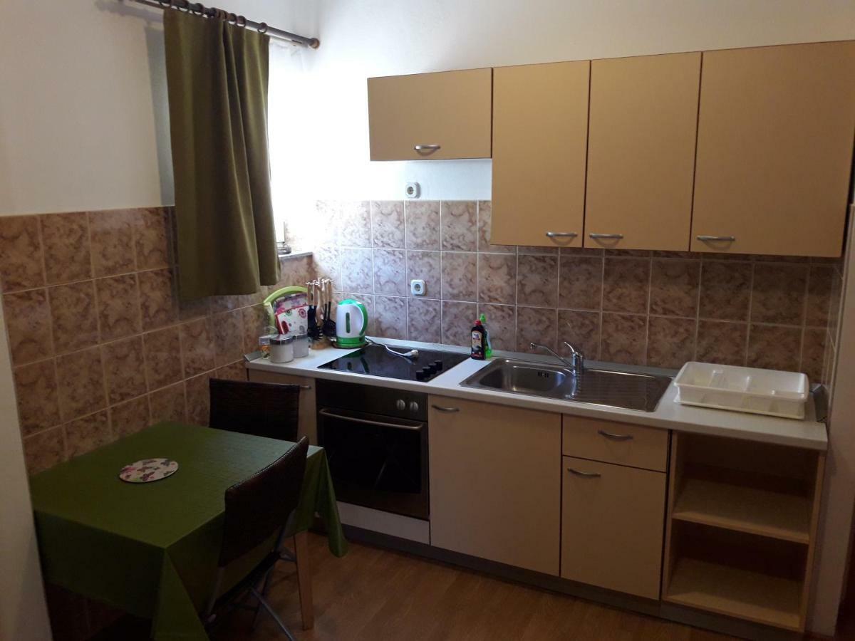 Apartments Lemongarden Дуче Екстер'єр фото